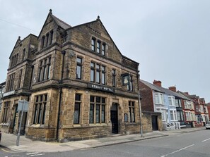 Miscellaneous - The Stuart Hotel (Liverpool)