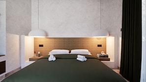 In-room safe, free WiFi
