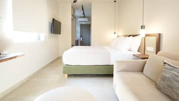 Standard Balcony Room - Double Bed | In-room safe, WiFi (free), bed sheets