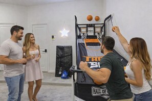 Fitness facility - Houston Luxe Haven- Family Friendly Modern Retreat (Houston)