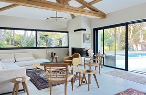 Living area - ALICE Quiet/ Private pool/ Sea and nature (Saint-Raphaël)
