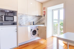 Unclassified image, 2 of 210, button - Corticeira Living (Porto)