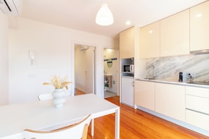 Unclassified image, 4 of 210, button - Corticeira Living (Porto)