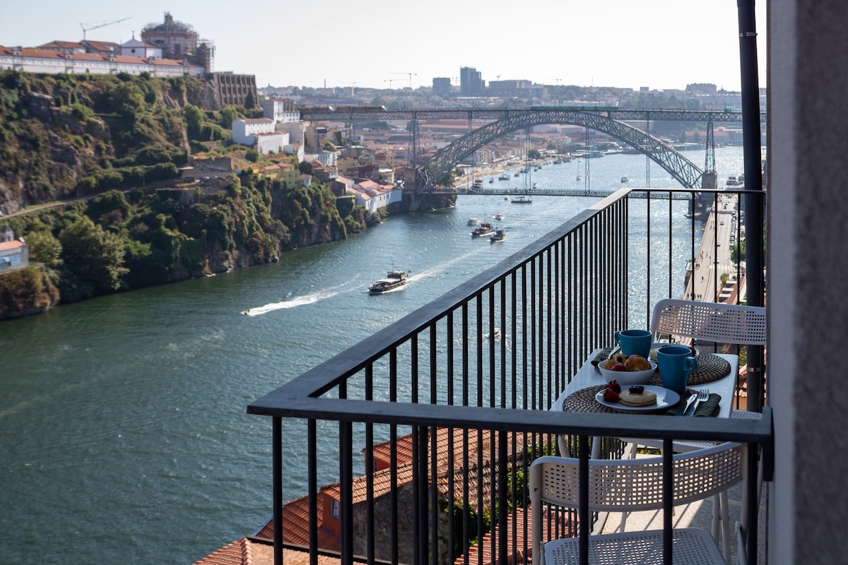 Deluxe Apartment, Balcony, River View | Balcony view