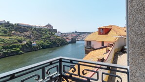Balcony - Corticeira Living (Porto)