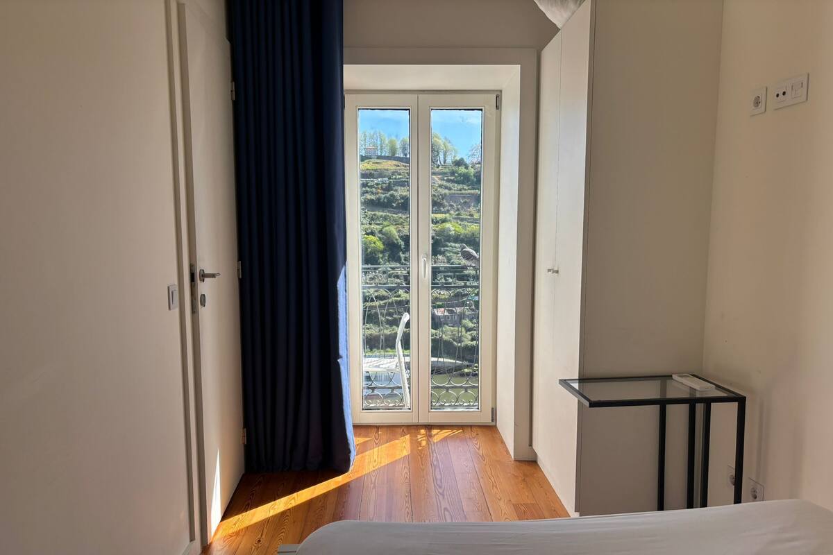 Appartement Confort, balcon, vue fleuve