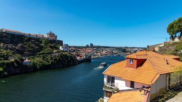 Appartamento Comfort, balcone, vista fiume | Vista balcone