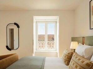In-room safe, iron/ironing board, free WiFi - Ando Living - Fanqueiros House (Lisbon)