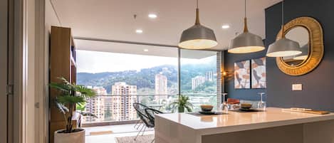 Apartment, Balcony, City View | Interior