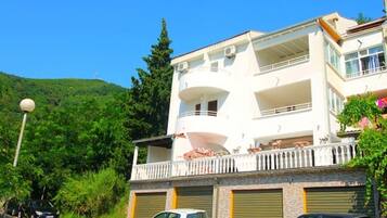 Apartment, Balcony, Sea View | Exterior