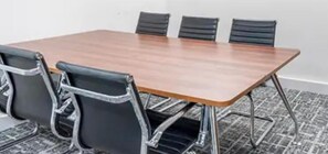 Deluxe-Apartment | Businesscenter