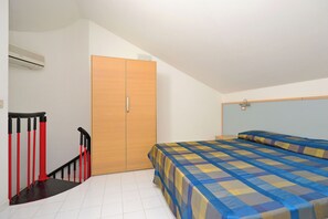 Apartment, 2 Bedrooms, Balcony - Quiet Living for Your Vacation (Lignano Sabbiadoro)