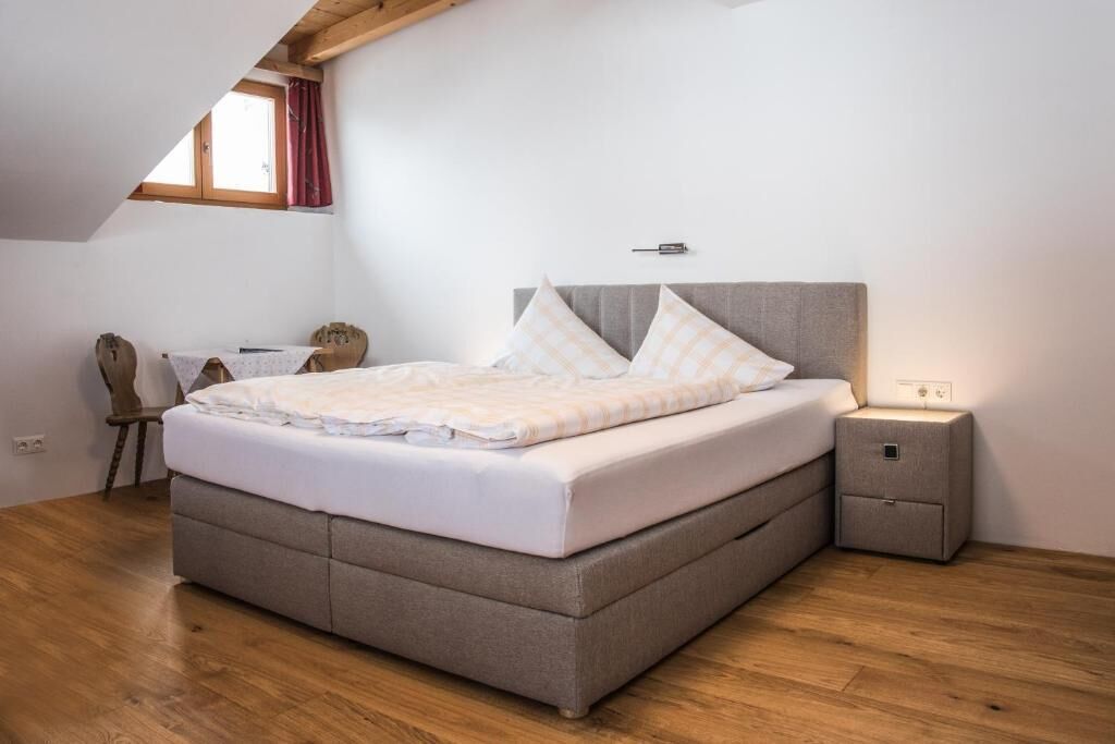 Habitación doble tradicional, balcón, vista a la montaña