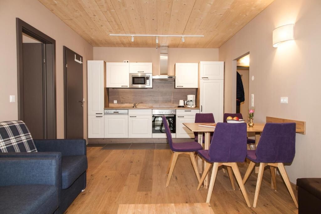 Condo, Balcony, Mountain View | Private kitchen