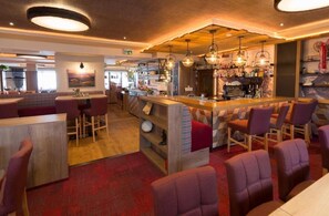 Condo, Balcony, Mountain View | Bar (on property)