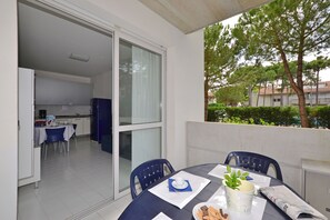 Leilighet, 1 soverom, balkong | Spisestue