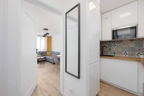 Interior - Cozy Apartment | Air Conditioning and Workspace (Warszawa)