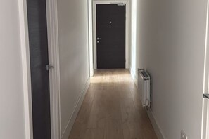 Interior - Boston 2 Bedroom Apartment (London)
