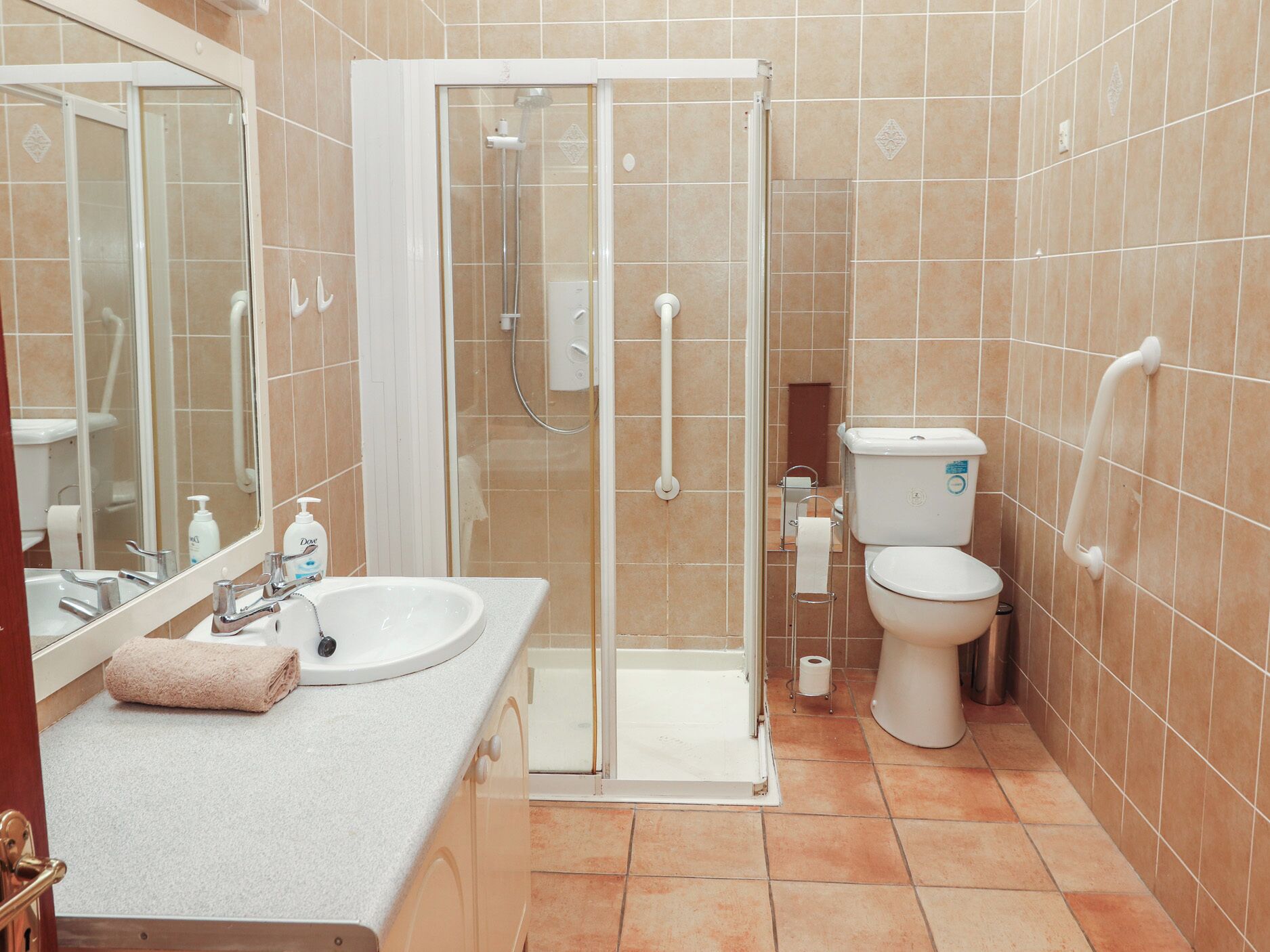 Cottage | Bathroom | Shower