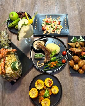 Food and drink - Dou Hotels (Kano)