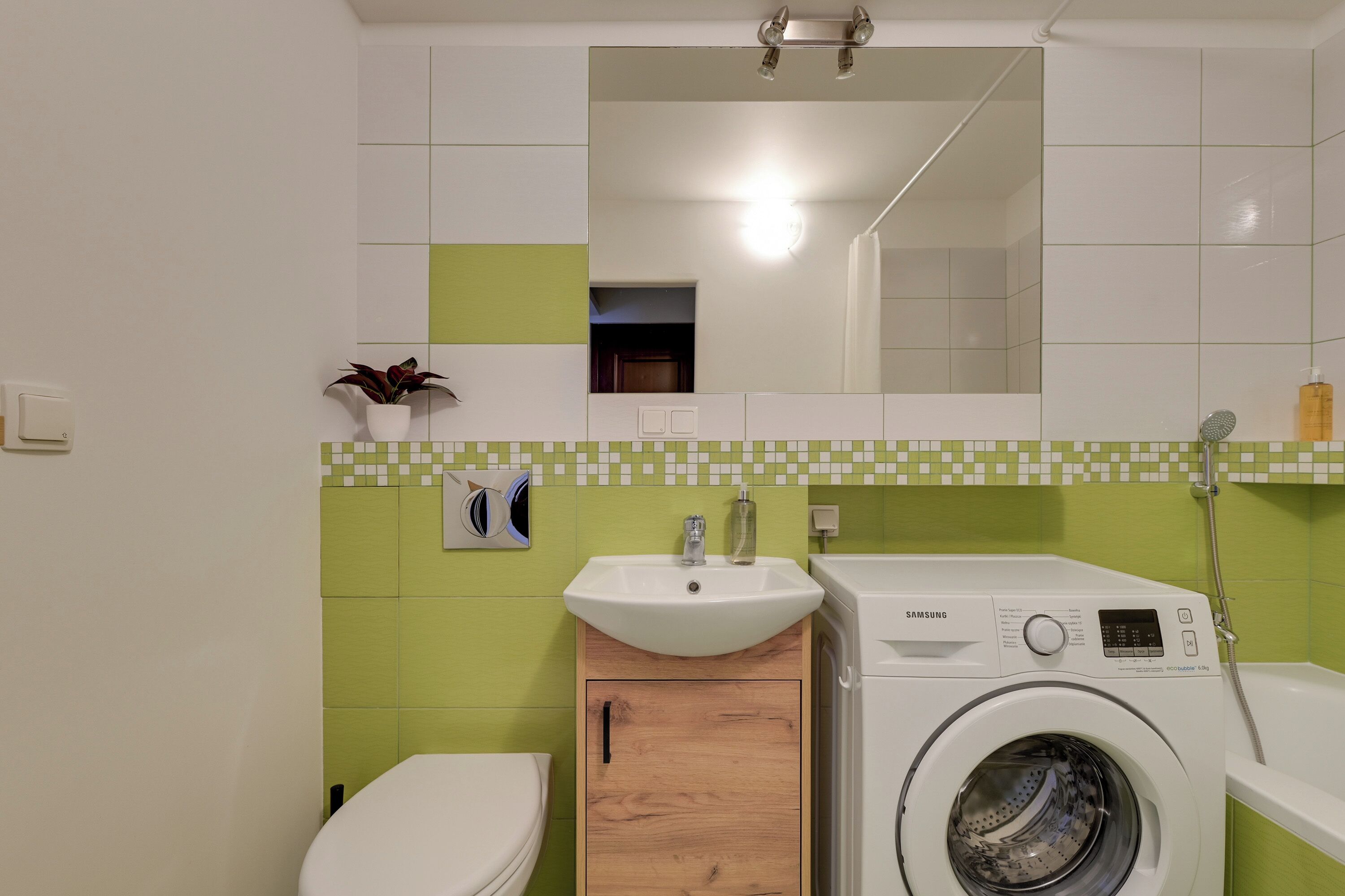 Apartment | Bathroom