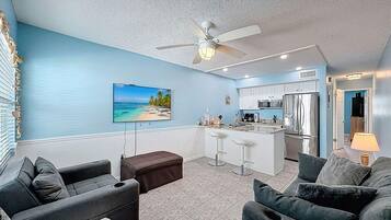 Appart'hôtel, 1 grand lit et 1 canapé-lit (Harbor House 26) | Coin séjour