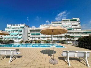 Apartment, 3 Bedrooms, Balcony, Ocean View | Pool - Equipped Flat With Garden and Pool (Lignano Sabbiadoro)