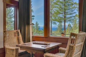 Dining - King's View Lodge - Lakeview (Incline Village)