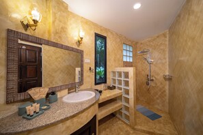 Bathroom - Luxury Cottage, Balcony, Garden View (Koh Samui)