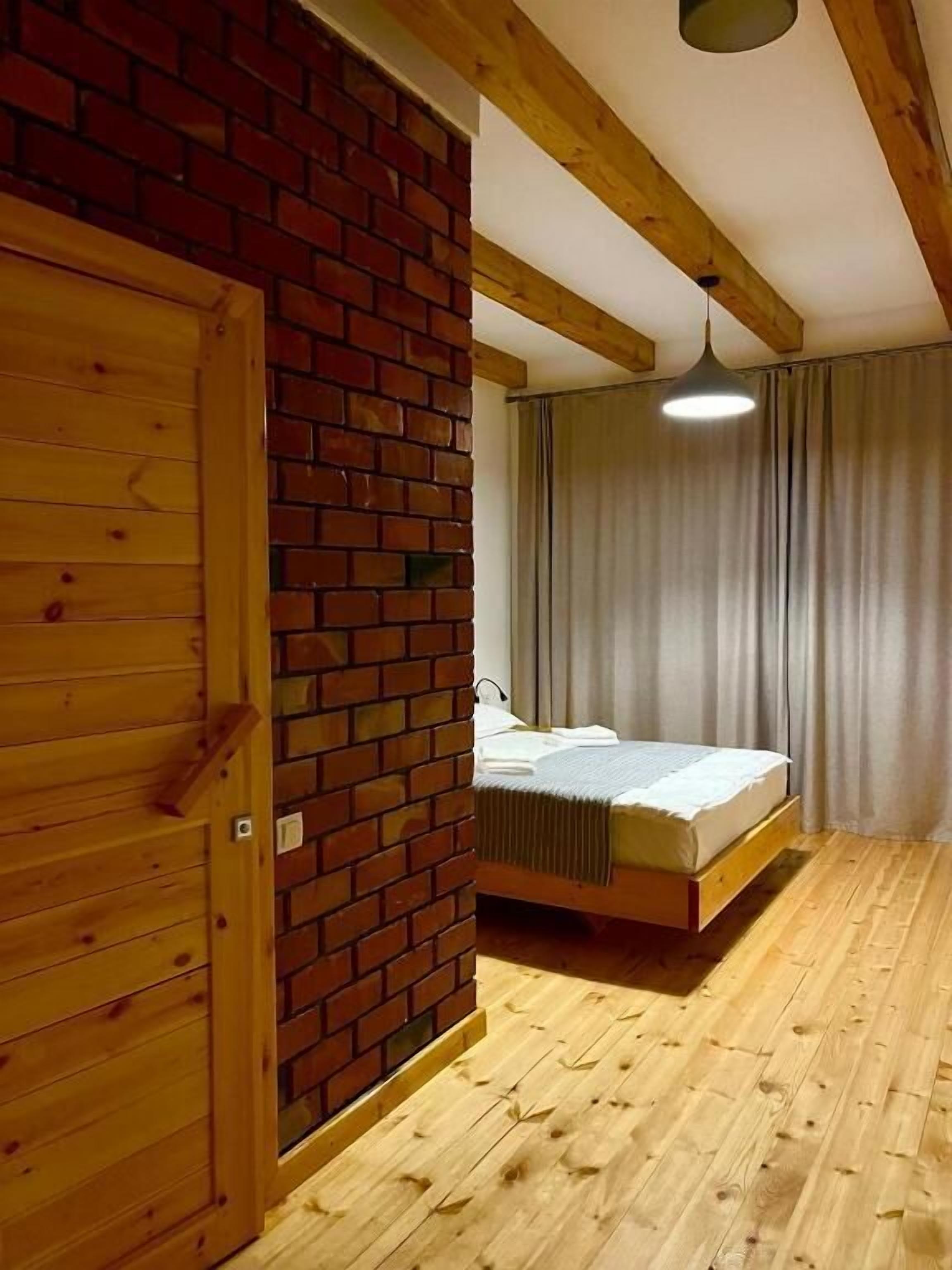 家庭双人房, 山景