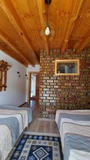 Kahden hengen classic-huone (kaksi sänkyä), vuoristonäköala