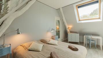 1 chambre, fer et planche Ă repasser, Wi-Fi, draps fournis