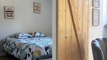 2 bedrooms, Internet