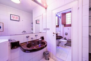 Shower, hair dryer, bidet, towels - "4Bedroom in Center "200 Mq Penthouse View Florence (Firenze)