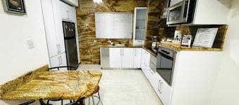 La Soledad, Maracay - Acogedor & Bello Apartamento + Planta Eléctrica al 100%