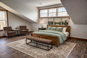 Room - NEW Estate-Sized Farmhouse | 11 Bed/11.5 Bath | Indoor Pool, Gym | Elevator (New Philadelphia)