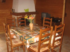 Dining - Detached chalet in Barbey-Seroux, sleeps 4.  A quiet and relaxing place. (Barbey-Seroux)
