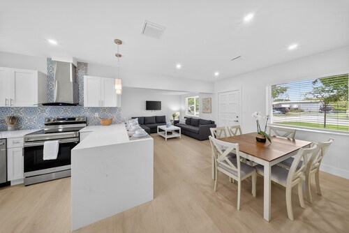 New Miami Family House 3BD/2BTH 5 Beds, 6 Guests