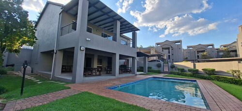 Serene Haven - Peaceful, Secure & Conviniently located apartment