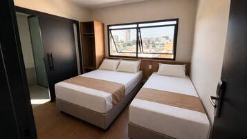 Triple Room, Corner | Free WiFi