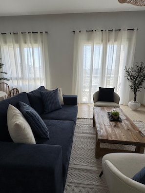 Apartment, 2 Bedrooms | Living room - Coralie S2 Moderne au Lac 2 (Tunis)