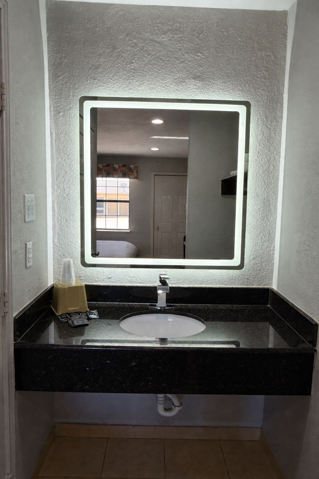 Chambre Simple, 1 grand lit, non-fumeurs | Salle de bain