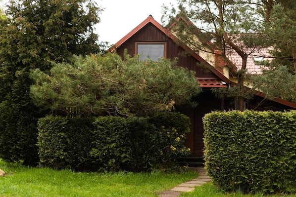 Exterior - Holiday home with a fireplace and a large terrace (Kopalino)