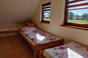 Room - Large, comfortable holiday home with a garden (Smoldzino)