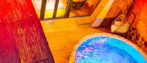 高級單棟小屋, 山景 | 泳池