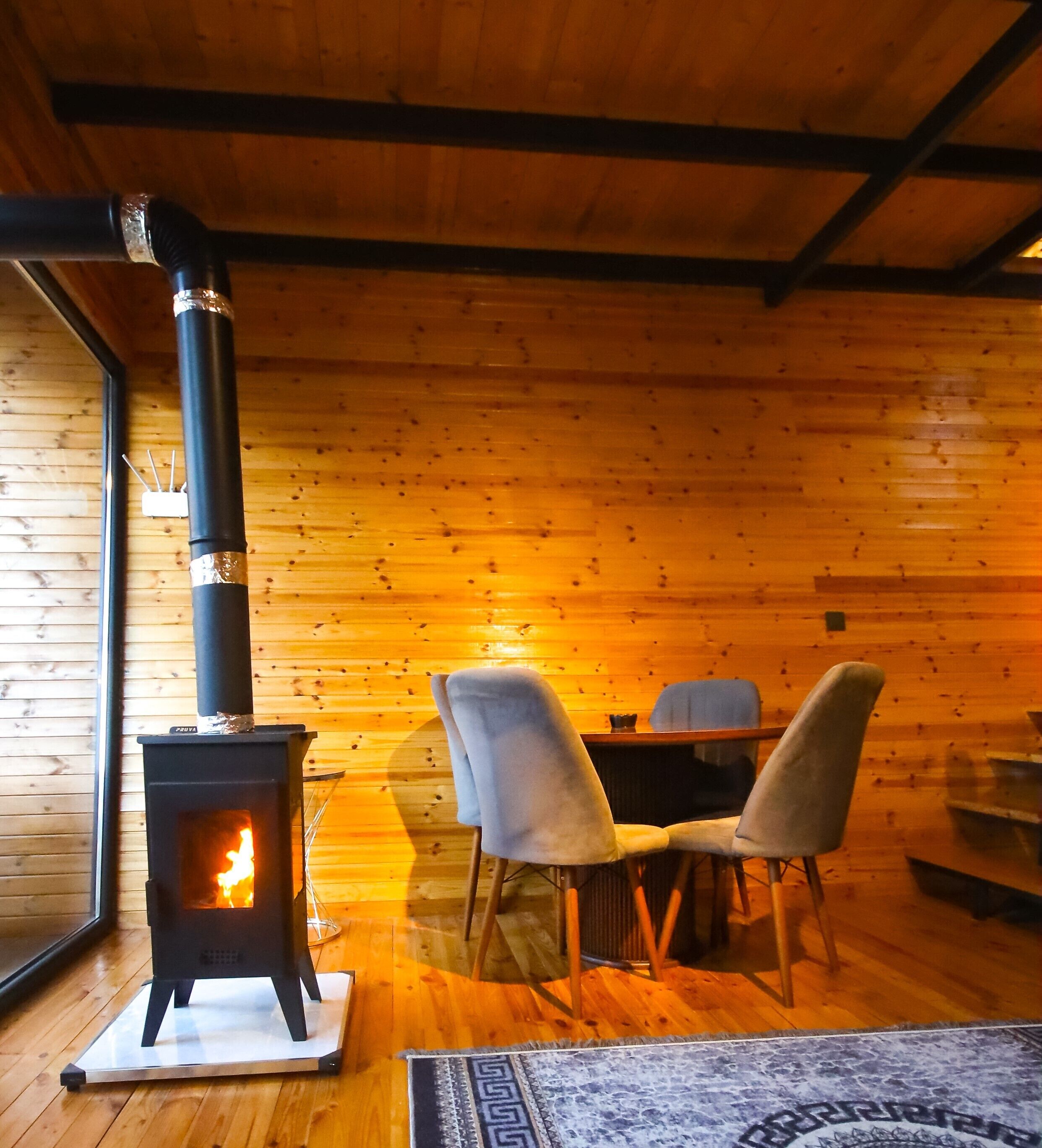 Superior Bungalow, Mountain View | Interior