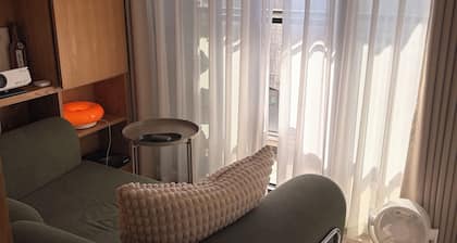 Luxury Sunset River View / Quiet & Convenient / Ximen / Monthly Rentals