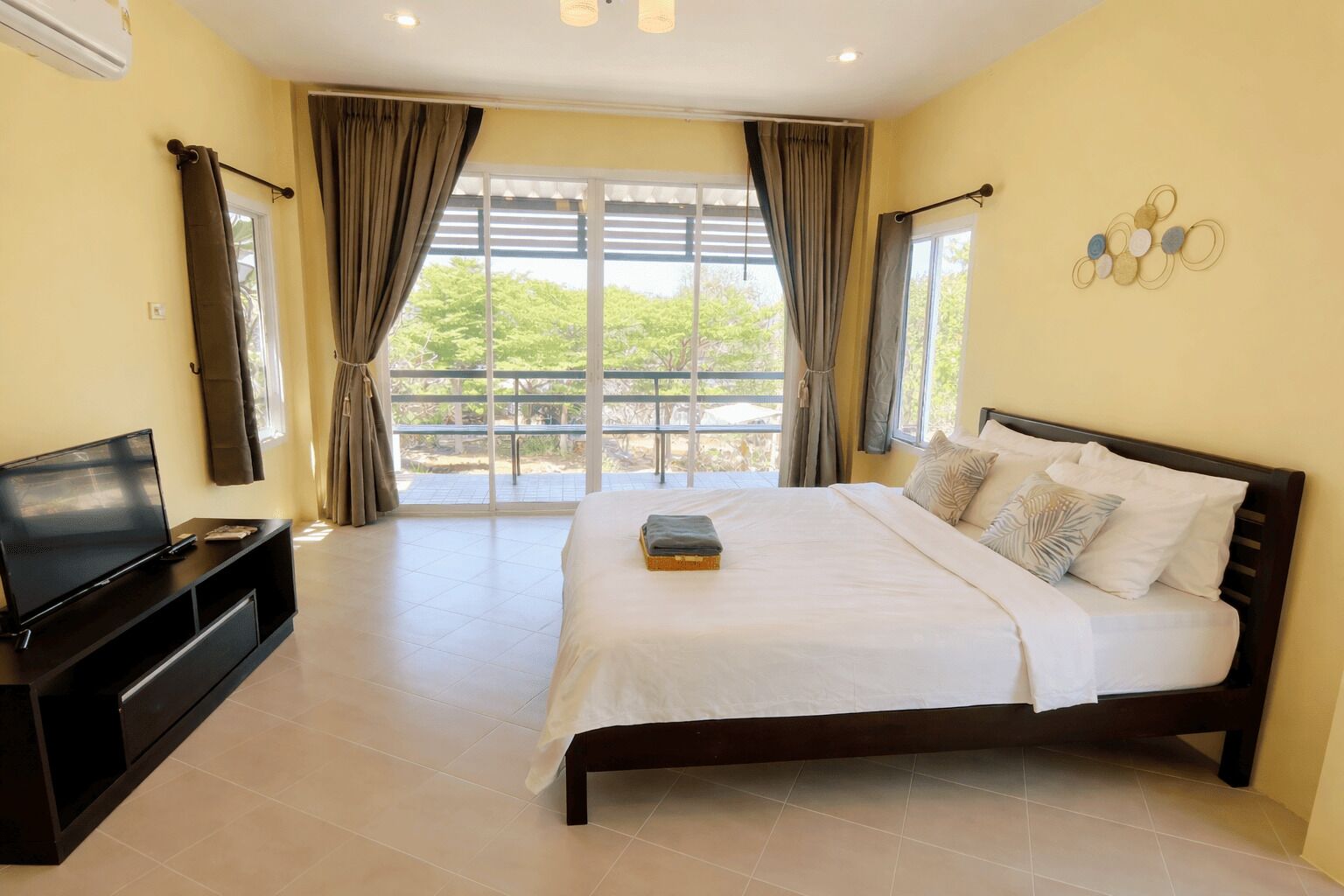 Standard Double Room, Balcony, Garden View