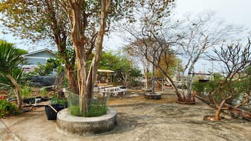 บริเวณภายนอก