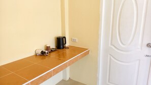 Standard Double Room, Balcony, Garden View | Free WiFi - Koniix Garden Cottage Ko Sichang (Ko Sichang)